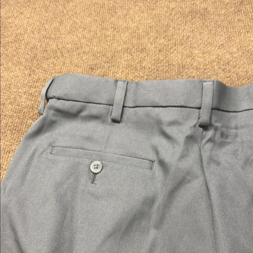 Haggar Men’s Cool 18 Pro Classic Fit 34x29 Light Grey Dress Pants NWT - Picture 11 of 11